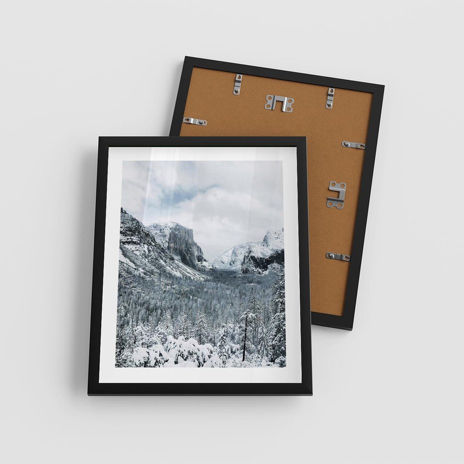 Plakat w ramie 40x50 - Góry Śnieżnej Krainy - góry, szczyty - rama czarna