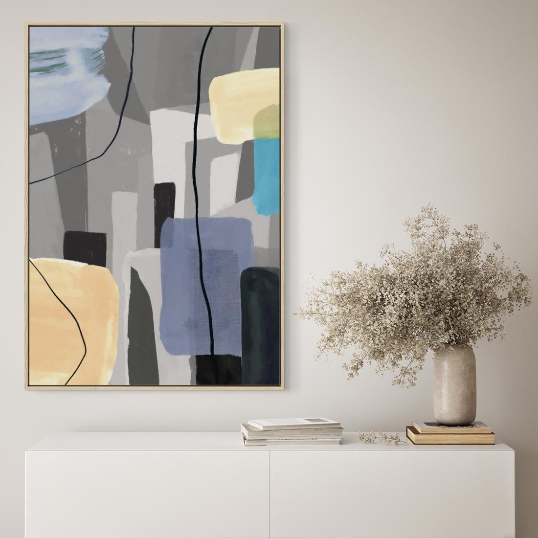 Obraz w ramie 70x100 - Harmonia w chaosie serca - abstrakcja na szarym tle, kolorowe plamy koloru - rama drewno