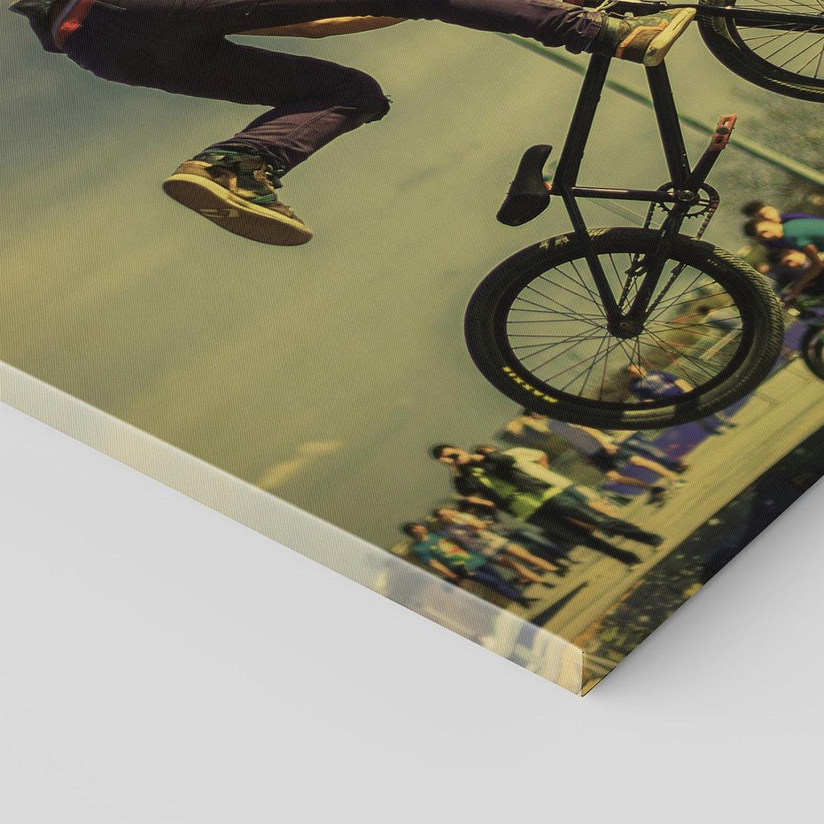Obraz na płótnie 80x80 - "BMX - Sportowa Adrenalina - BMX, rower