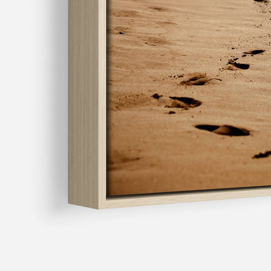 Obraz w ramie 80x120 - Ślady stóp na plaży - plaża, ślady - rama drewno