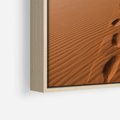 Obraz w ramie 50x50 - Piasek pustyni w ogniu - pustynia, piasek - rama drewno