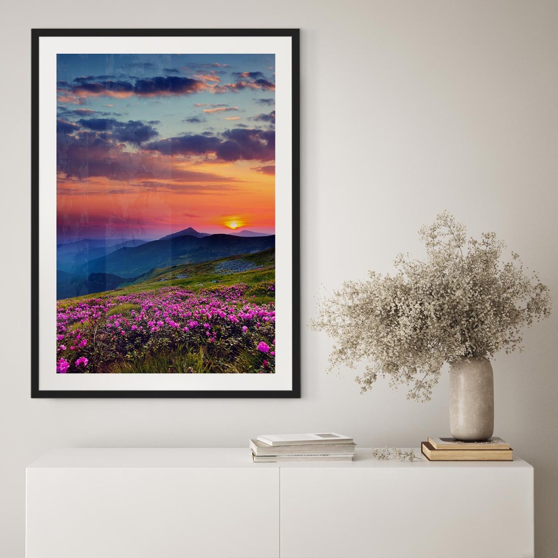 Plakat w ramie 40x50 - Górski Zachód - góry, łąka - rama czarna