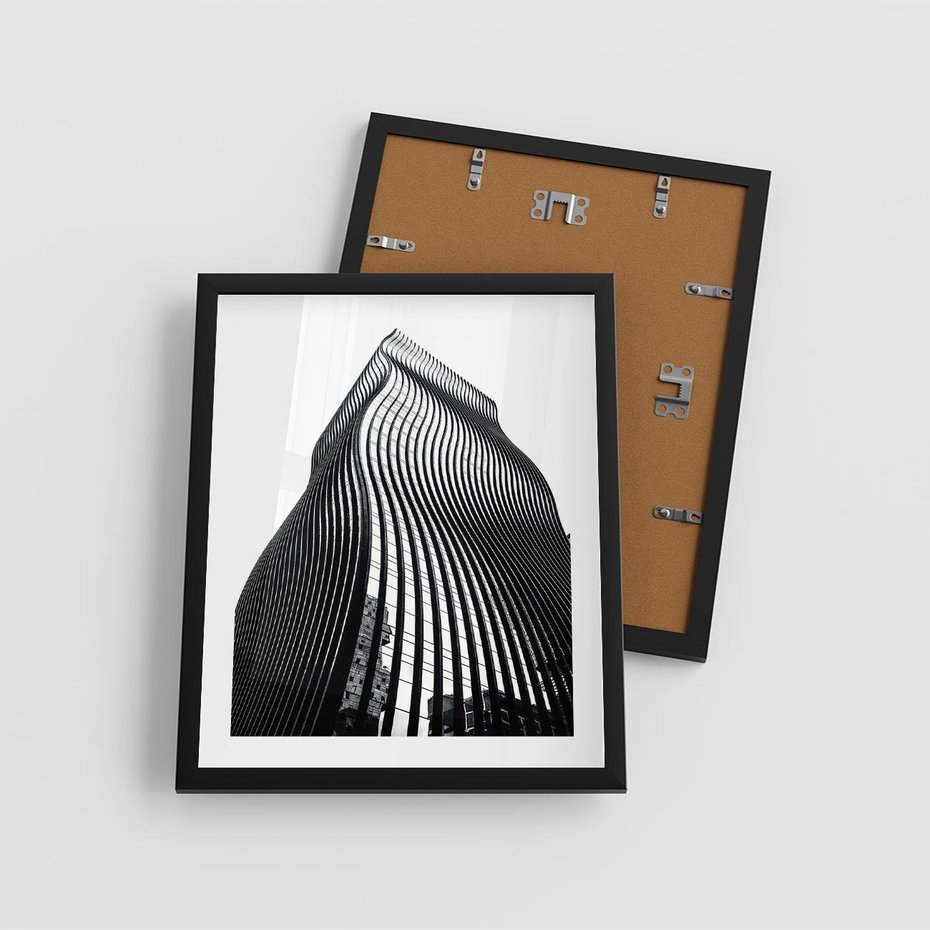 Plakat w ramie 40x50 - Falowany Wieżowiec na Fotografii - architektura, falowany wieżowiec - rama czarna