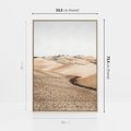 Obraz w ramie 50x70 - Refleksyjny taniec myśli - pustynny krajobraz, odcienie sepii - rama drewno