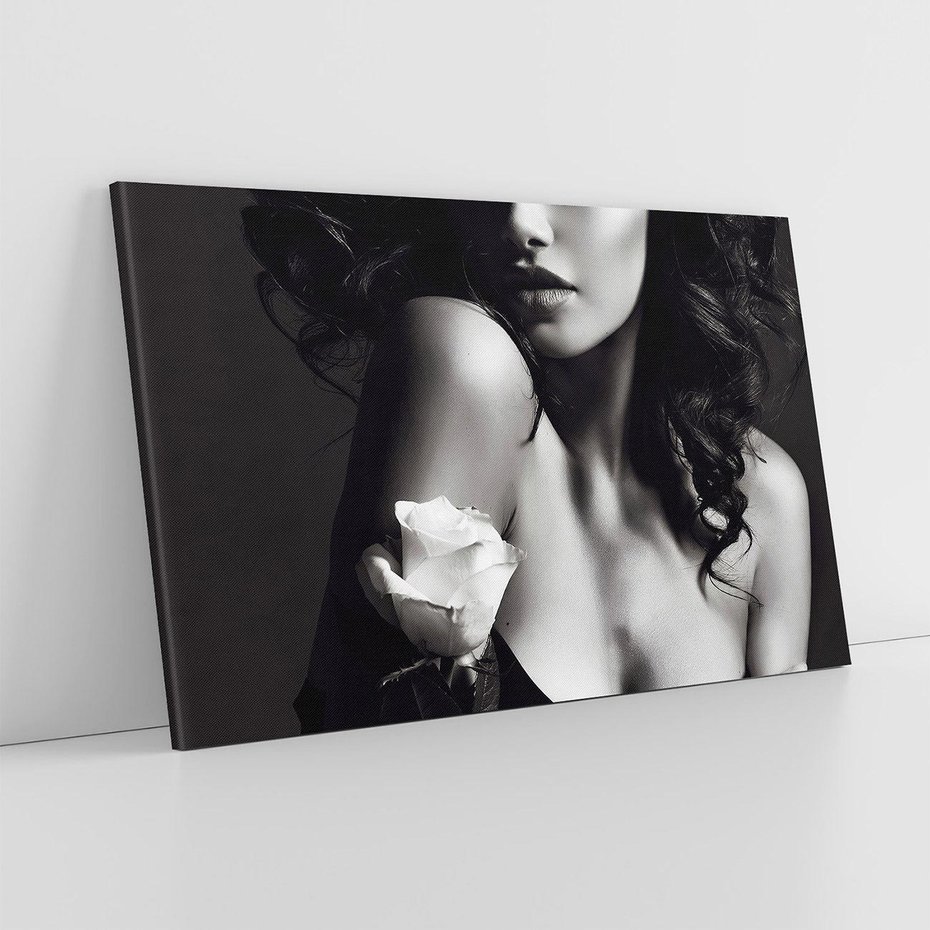 Obraz na płótnie 120x80 - Piękno kobiecego aktu uchwycone - kobieta, akt