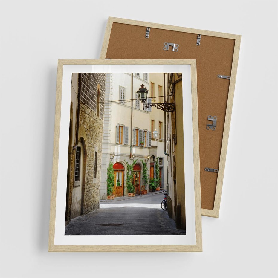Plakat w ramie 50x70 - Uliczka: perspektywa miejskiego krajobrazu - uliczka, perspektywa - rama drewno