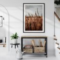 Plakat w ramie 40x50 - Wysokie Trawy w Górskim Krajobrazie - suche trawy, wysokie trawy - rama czarna