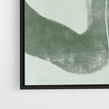 Obraz w ramie 70x100 - Nurtująca Kompozycja Zieleni - abstrakcyjne delikatne zielone linie, podobne do gałęzi kwiatów - rama czarna