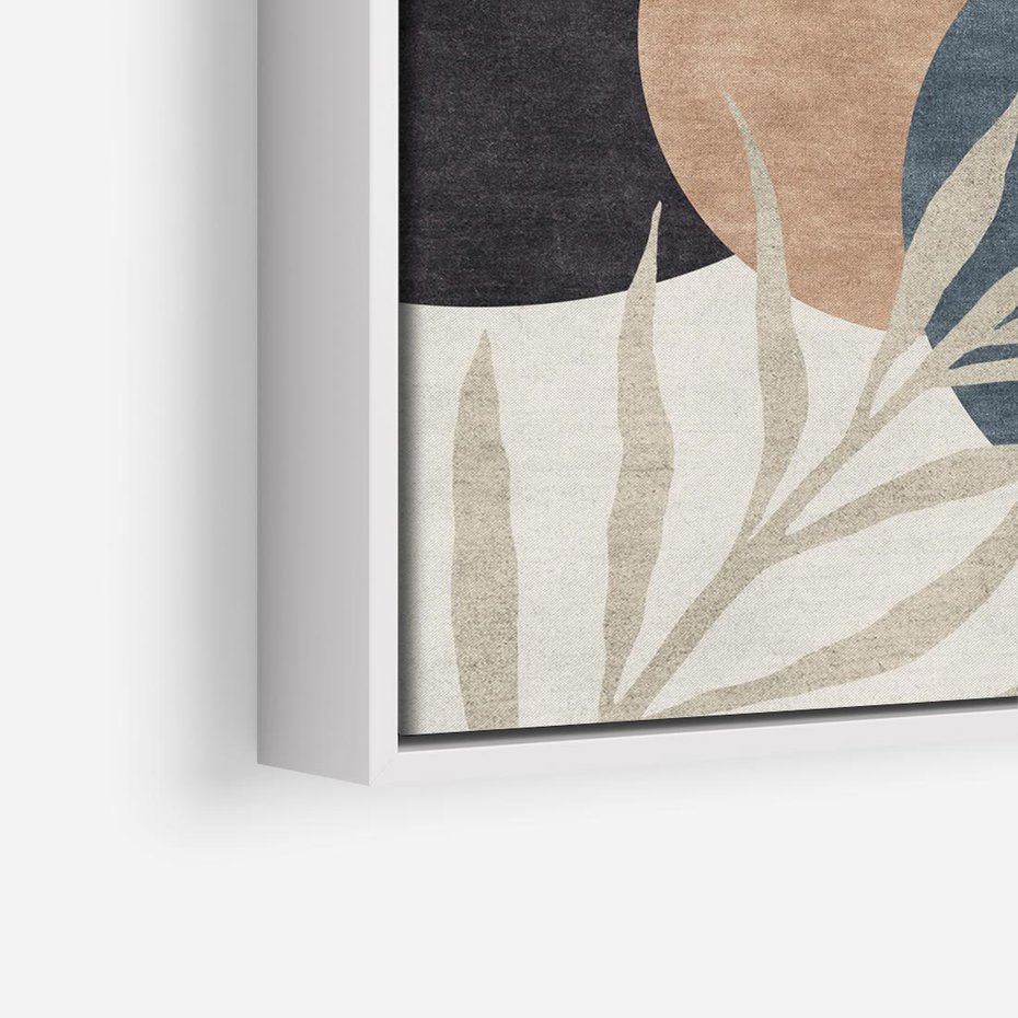 Obraz w ramie 50x50 - Symfonia skradzionych chwil - cienie liści palmy, beżowe tłó - rama biała