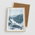 Plakat w ramie 50x70 - Surowość Gór - górskie szczyty, śnieg - rama drewno