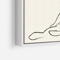 Obraz w ramie 50x50 - Akt w Minimalizmie - kobieta akt, minimalizm - rama biała