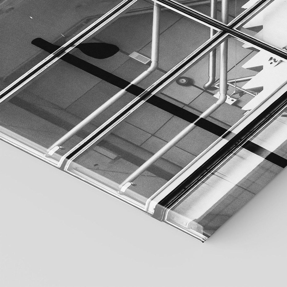 Obraz na płótnie 70x50 - Schody do architektonicznej przestrzeni - schody, architektura