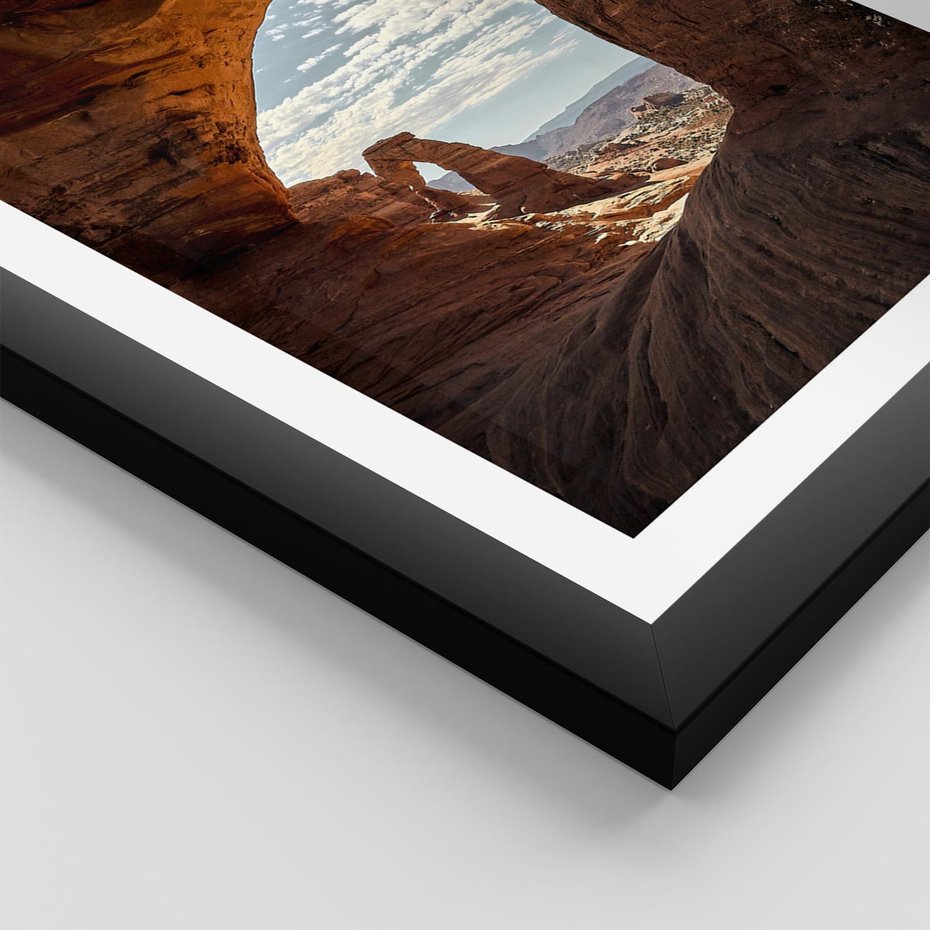 Plakat w ramie 30x40 - Magia pustynnego kanionu - pustynia, kanion - rama czarna
