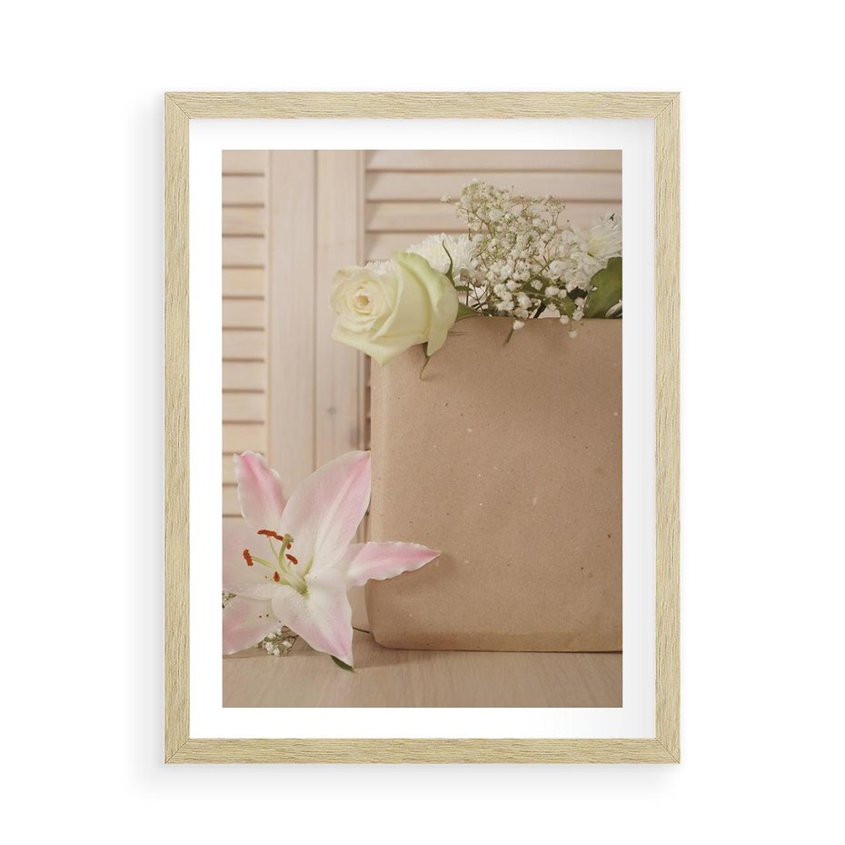 Plakat w ramie 50x70 - Elegancja W Prostocie - kwiaty, mnimalizm - rama drewno