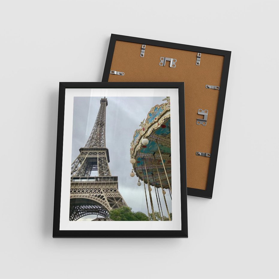 Plakat w ramie 40x50 - Delikatność kolorów - wieża, Eiffla - rama czarna