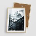 Plakat w ramie 50x70 - Góry w Zimowym Uścisku - góry, ośnieżone szczyty - rama drewno