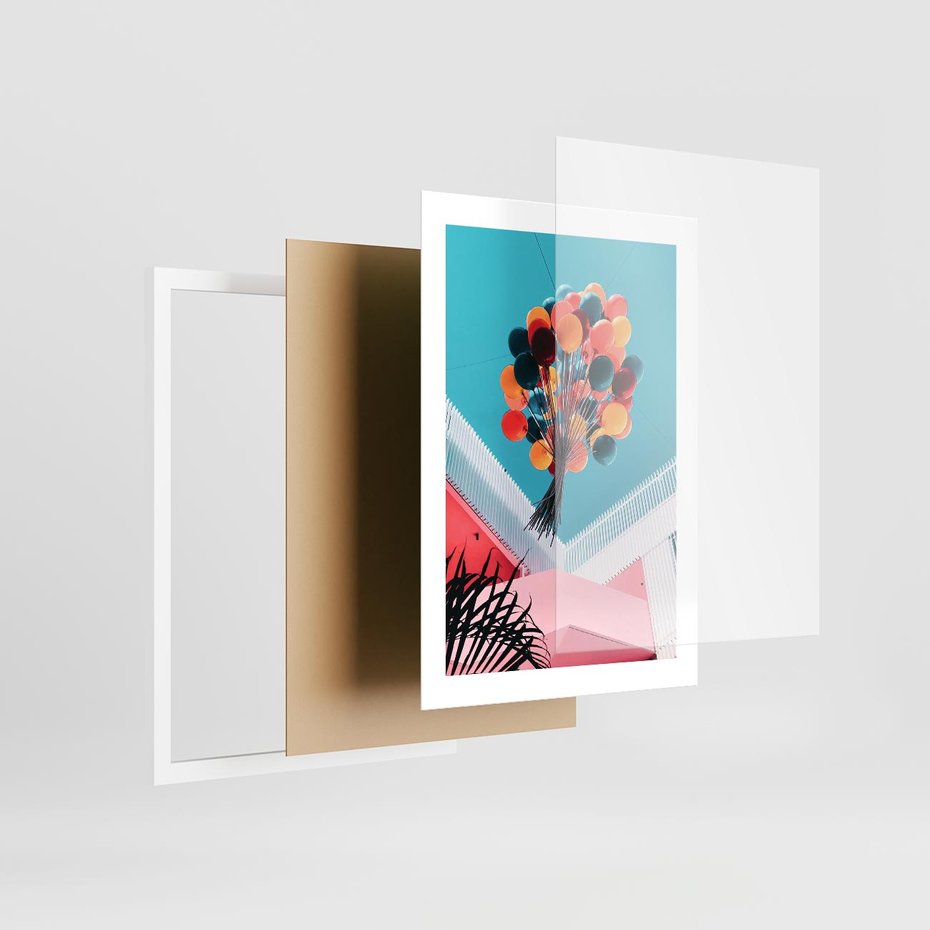 Plakat w ramie 30x40 - Kolorowe Balony Pod Niebem - kolorowe balony na tle niebieskiego nieba - rama biała