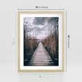 Plakat w ramie 30x40 - Mglisty krajobraz - pomost, morze - rama drewno