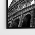 Obraz w ramie 70x50 - Koloseum w Czarnej Bieli - antyczna architektura, koloseum - rama czarna