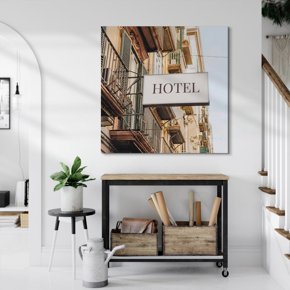 Obraz na płótnie 50x50 - Magiczne Spacery - hotel, uliczka