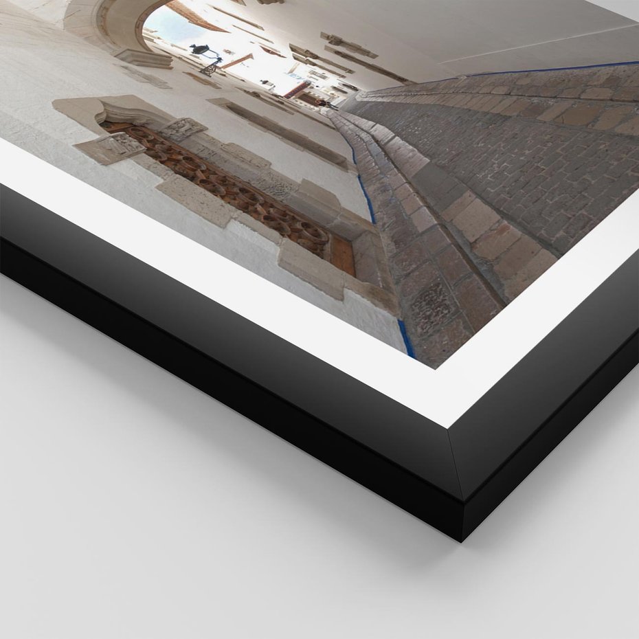 Plakat w ramie 40x50 - Perspektywiczna Magia Uliczki - uliczka, perspektywa - rama czarna