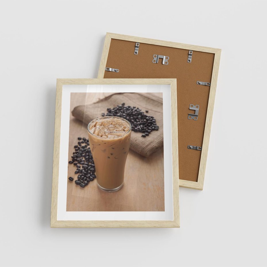 Plakat w ramie 40x50 - Kawa ice coffee: orzeźwiający napój - kawa, ice - rama drewno
