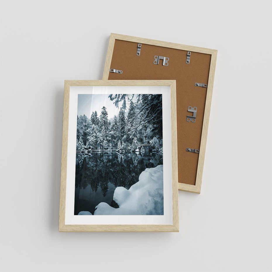 Plakat w ramie 30x40 - Zima nad Jeziorem - krajobraz zimowy, jezioro - rama drewno
