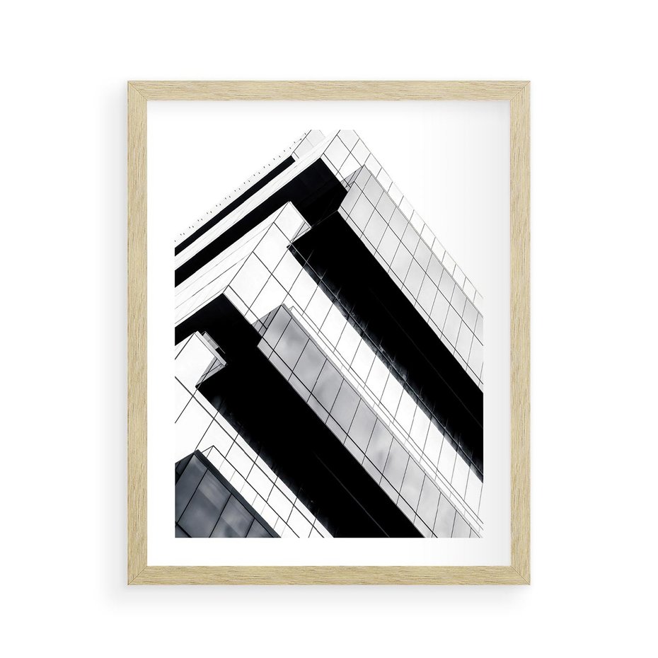 Plakat w ramie 40x50 - Nowoczesna Surowość: Wieżowiec na Czarno-Białej Grafice - architektura, wieżowiec - rama drewno