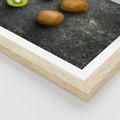 Plakat w ramie 30x40 - : Zdrowe kąski - kiwi, owoce - rama drewno