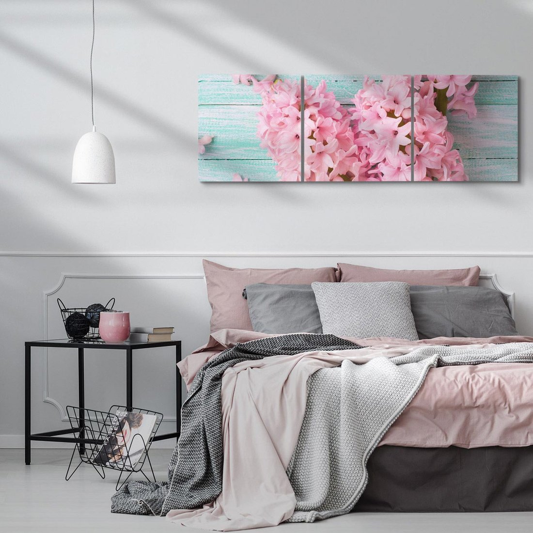 Obraz na płótnie 120x40 - Hiacynty w Kwiatowej Kompozycji - hiacynty, kwiaty