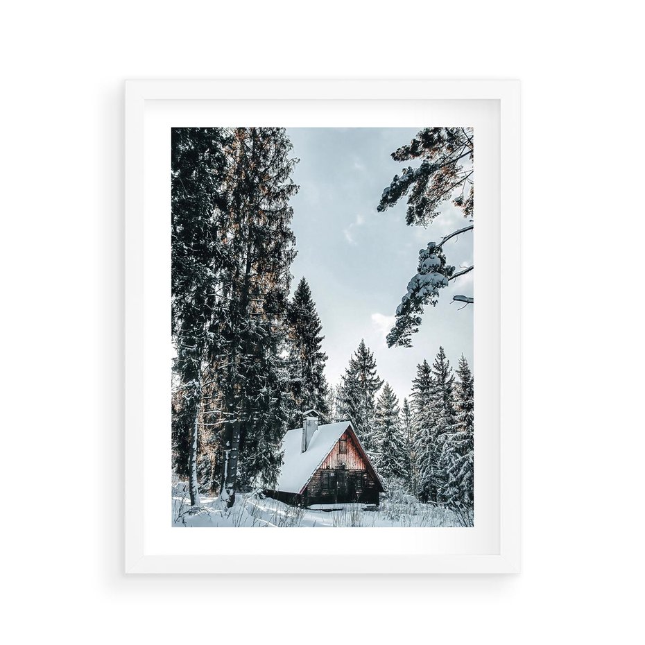 Plakat w ramie 40x50 - Górska Uroda Zimą: Dom w Śniegu - domek w górach, zima - rama biała