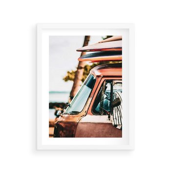 Plakat w ramie 30x40 - Surfingowa Wolność - samochód, stary van - rama biała