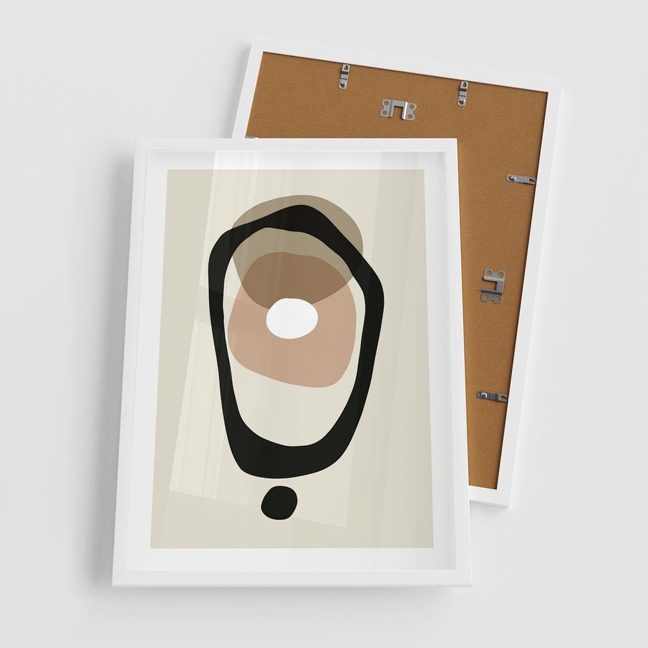 Plakat w ramie 50x70 - Intrygujące Zaskoczenia - beżowa abstrakcyjna kompozycja, czarny akcent - rama biała
