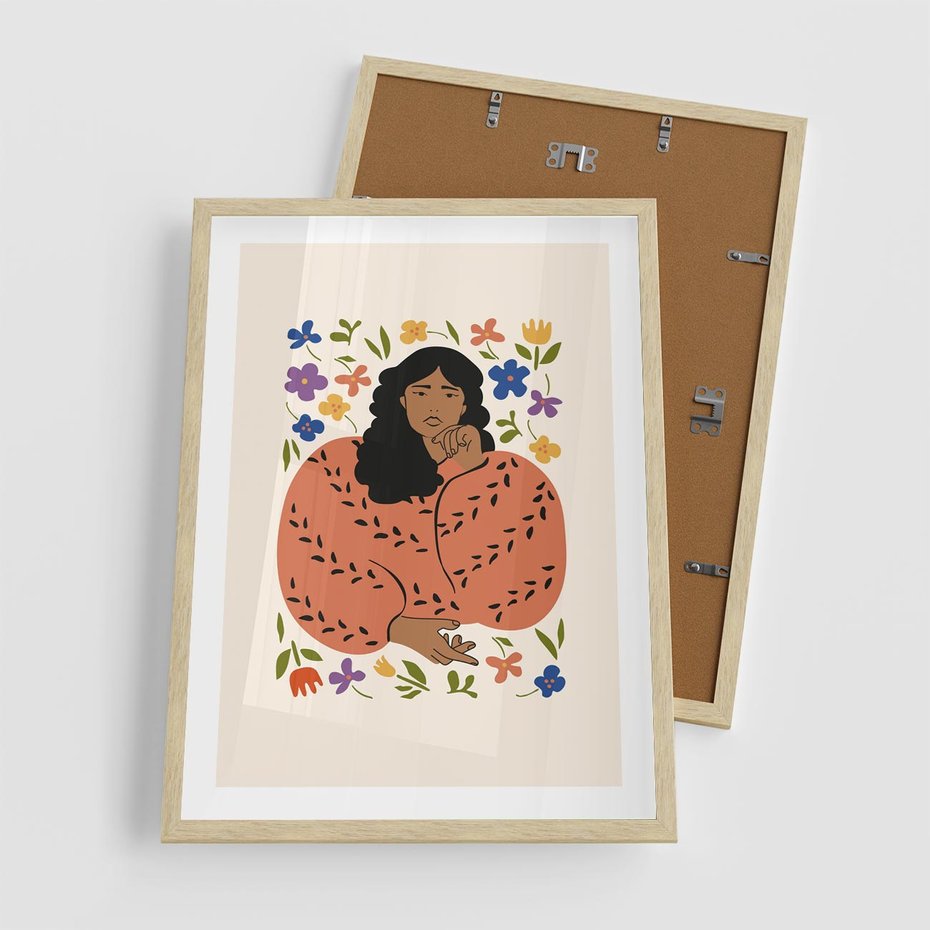 Plakat w ramie 50x70 - Rozplątane Emocje - nowoczesny plakat, kobieta otoczona kwiatami - rama drewno