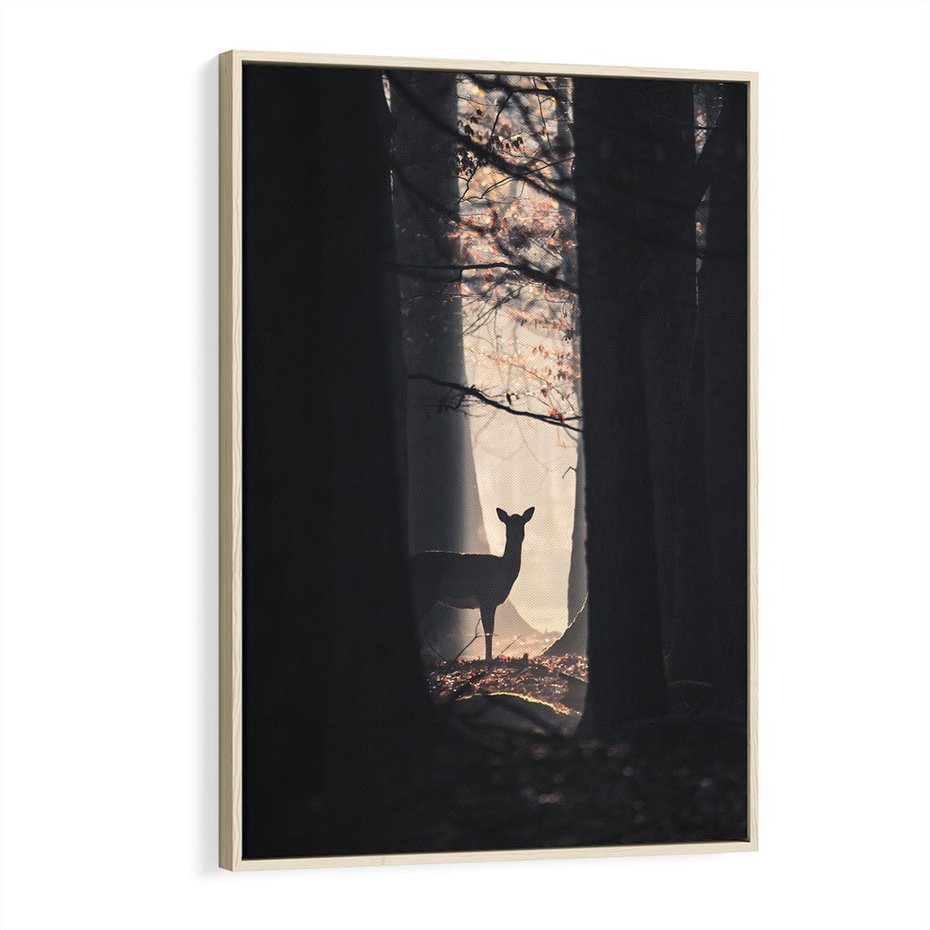 Obraz w ramie 70x100 - Sarnie Skoki - zdjęcie, klimatyczny las - rama drewno