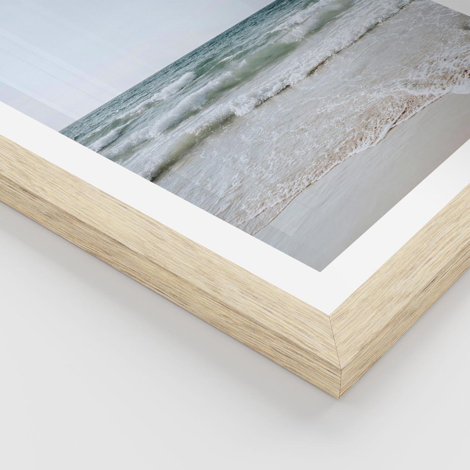 Plakat w ramie 50x70 - Spokój nad Brzegiem - plaża, morze - rama drewno