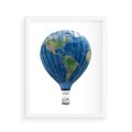 Plakat w ramie 40x50 - Podróżniczy balon nad ziemią - balon, ziemia - rama biała