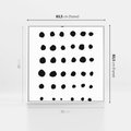 Obraz w ramie 80x80 - Refleksje Światła - minimalistyczna kompozycja, czarne kropkina białym tle - rama biała
