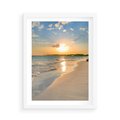 Plakat w ramie 50x70 - Zachód słońca na plaży - plaża, zachód - rama biała