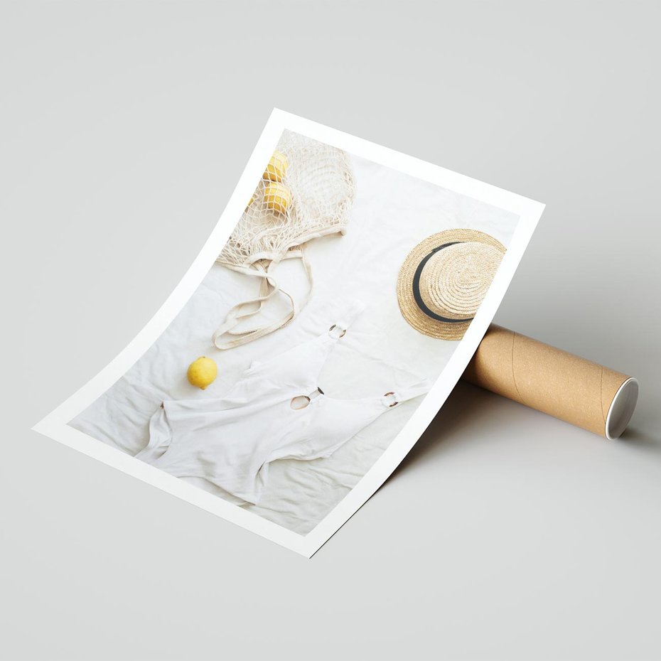 Plakat bez ramy 30x40 - Moda na Wakacje: Cytrynowy Urok - kompozycja letnia, fashion