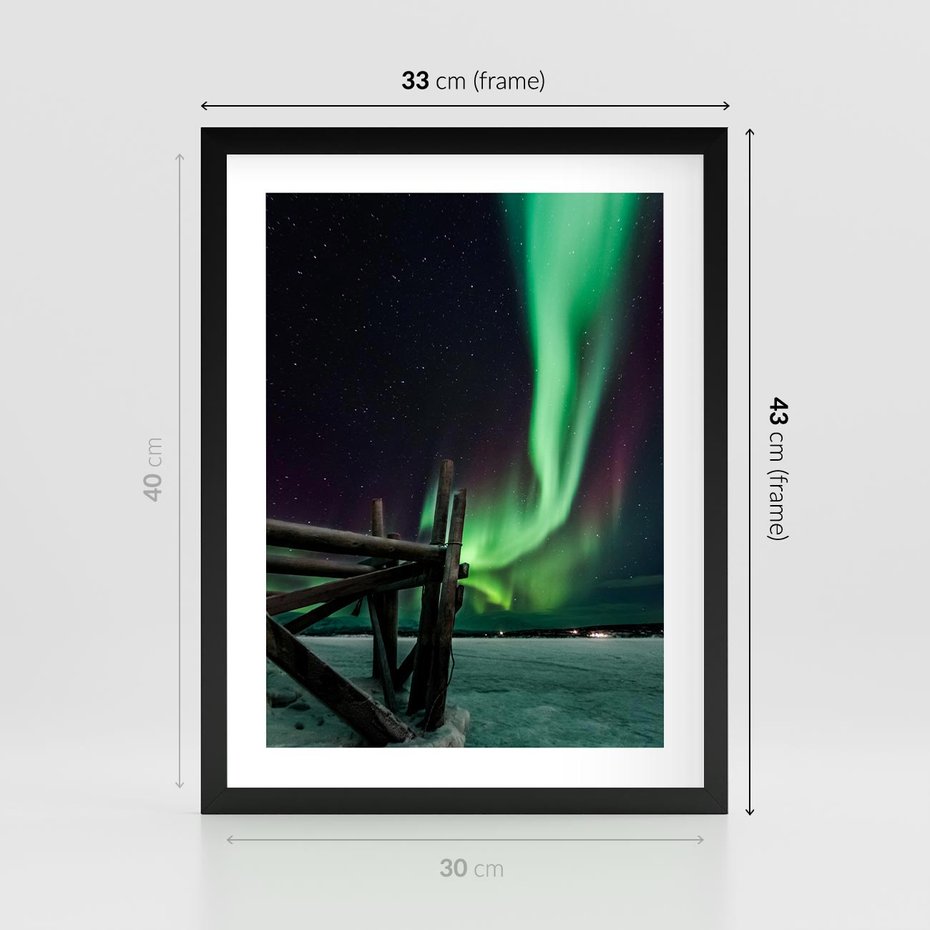 Plakat w ramie 30x40 - Zorza polarna w tajemniczej nocnej przestrzeni - zorza, polarna - rama czarna