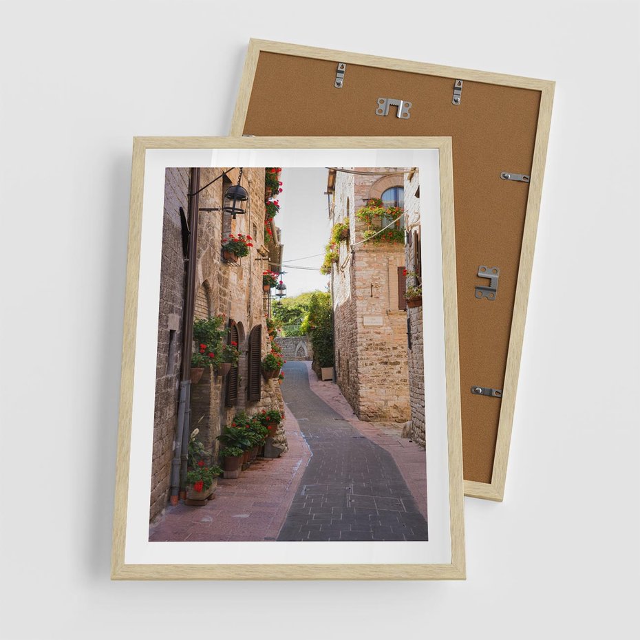 Plakat w ramie 50x70 - Miłość na Romantycznej Uliczce - romantyczna, uliczka - rama drewno