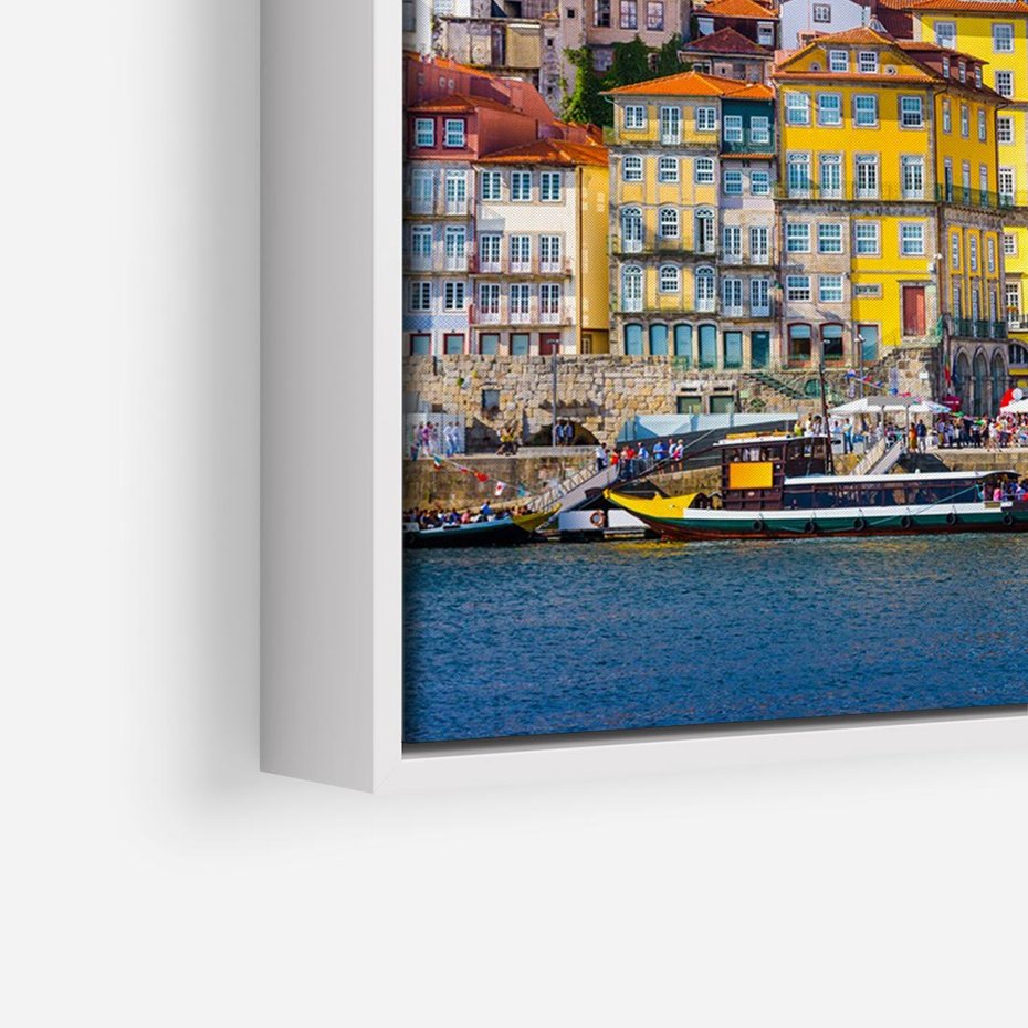 Obraz w ramie 100x70 - Kolorowa Przystań - nadmorskie miasto, kolorowe budynki - rama biała