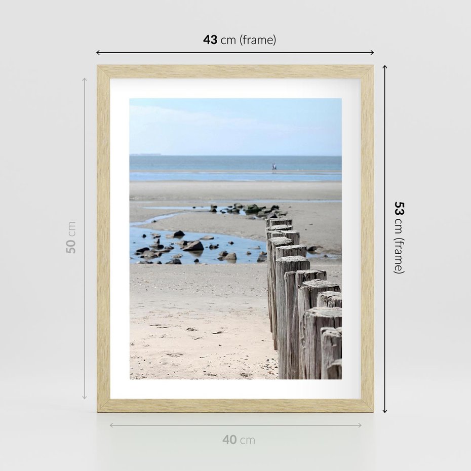 Plakat w ramie 40x50 - Fale na falochronie nad morzem - morze, falochron - rama drewno