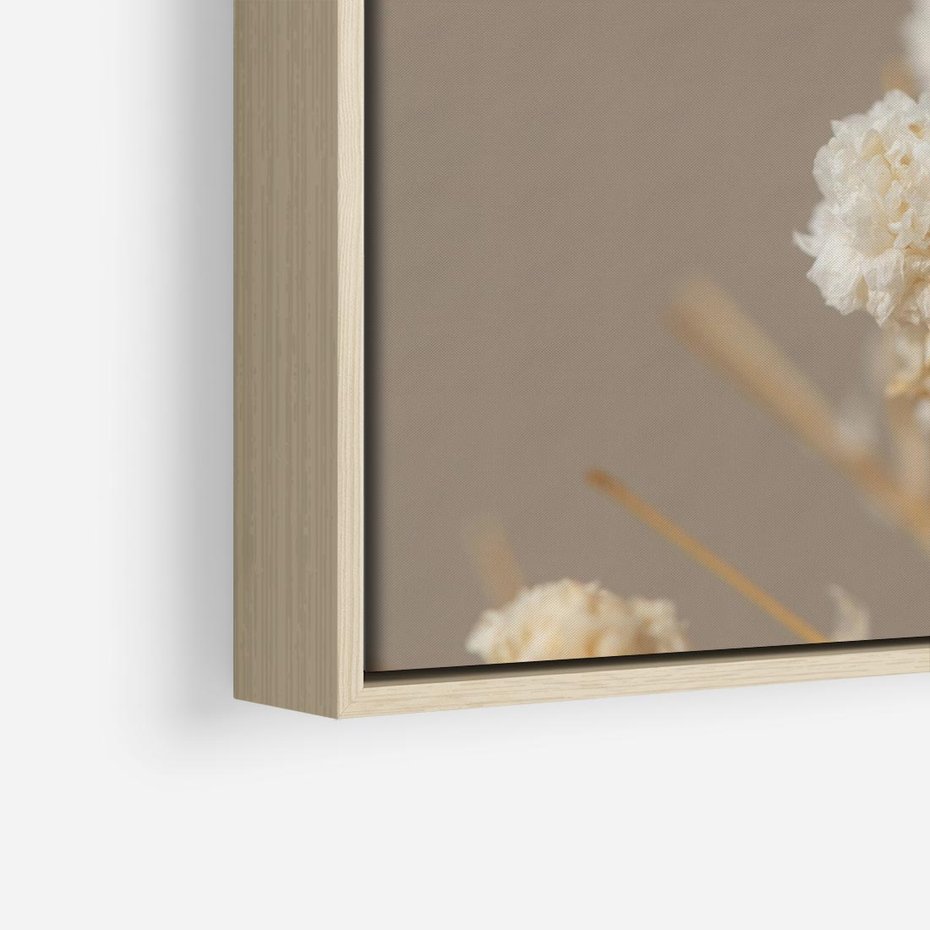 Obraz w ramie 80x80 - Przezroczyste piękno - gipsówka, suche - rama drewno