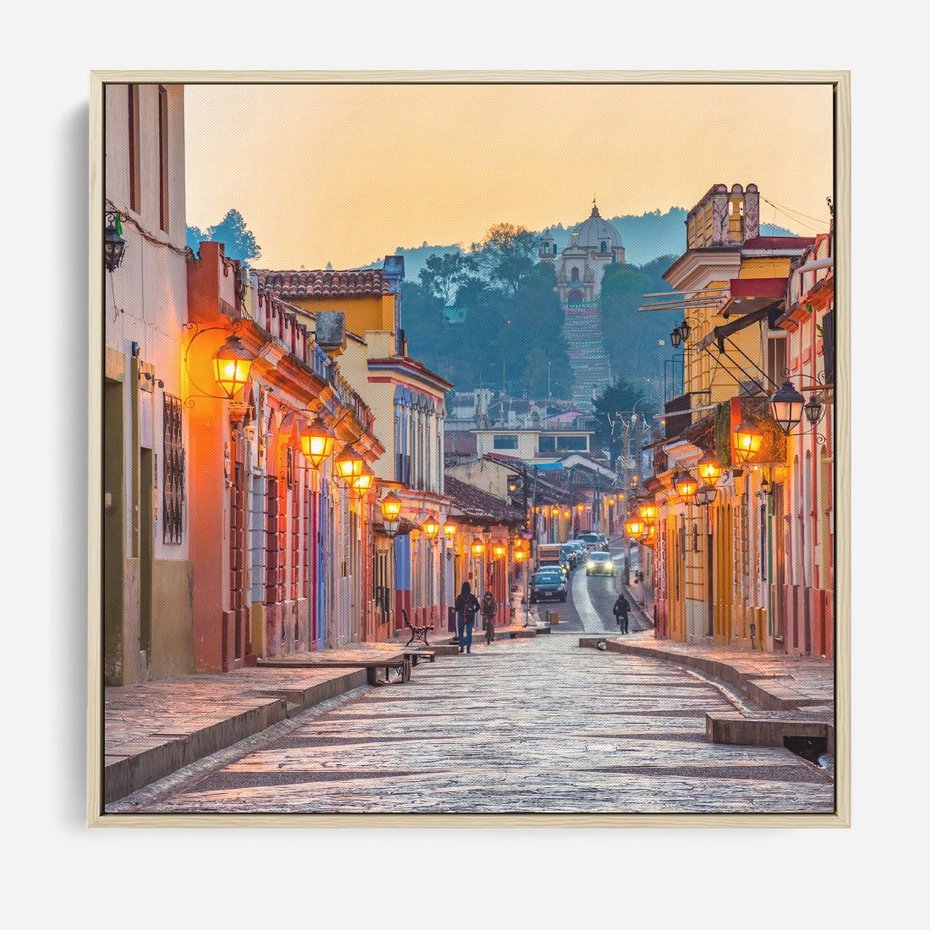 Obraz w ramie 80x80 - W stronę marzycielskich horyzontów - włoska uliczka, wieczór - rama drewno