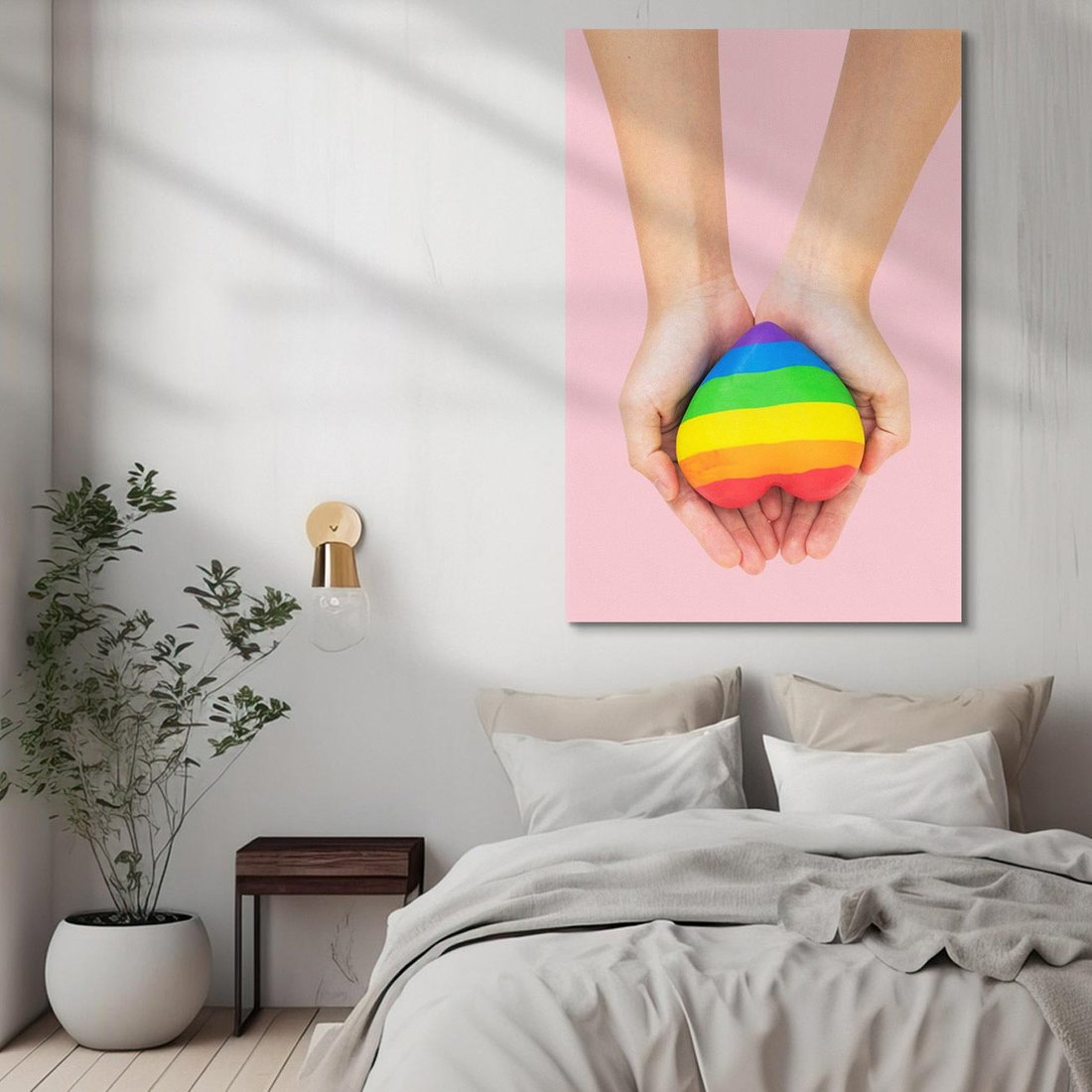 Obraz na płótnie 70x100 - Miłość na Dłoniach - zdjęcie, dłonie trzymają ulepione tęczowe serce