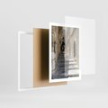 Plakat w ramie 50x70 - Urok uliczki: perspektywa miasta - uliczka, perspektywa - rama biała