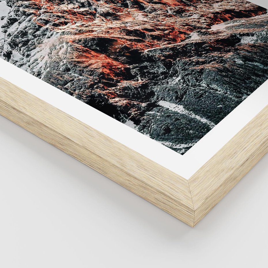 Plakat w ramie 50x70 - Zima na Szczycie - góry, zima - rama drewno