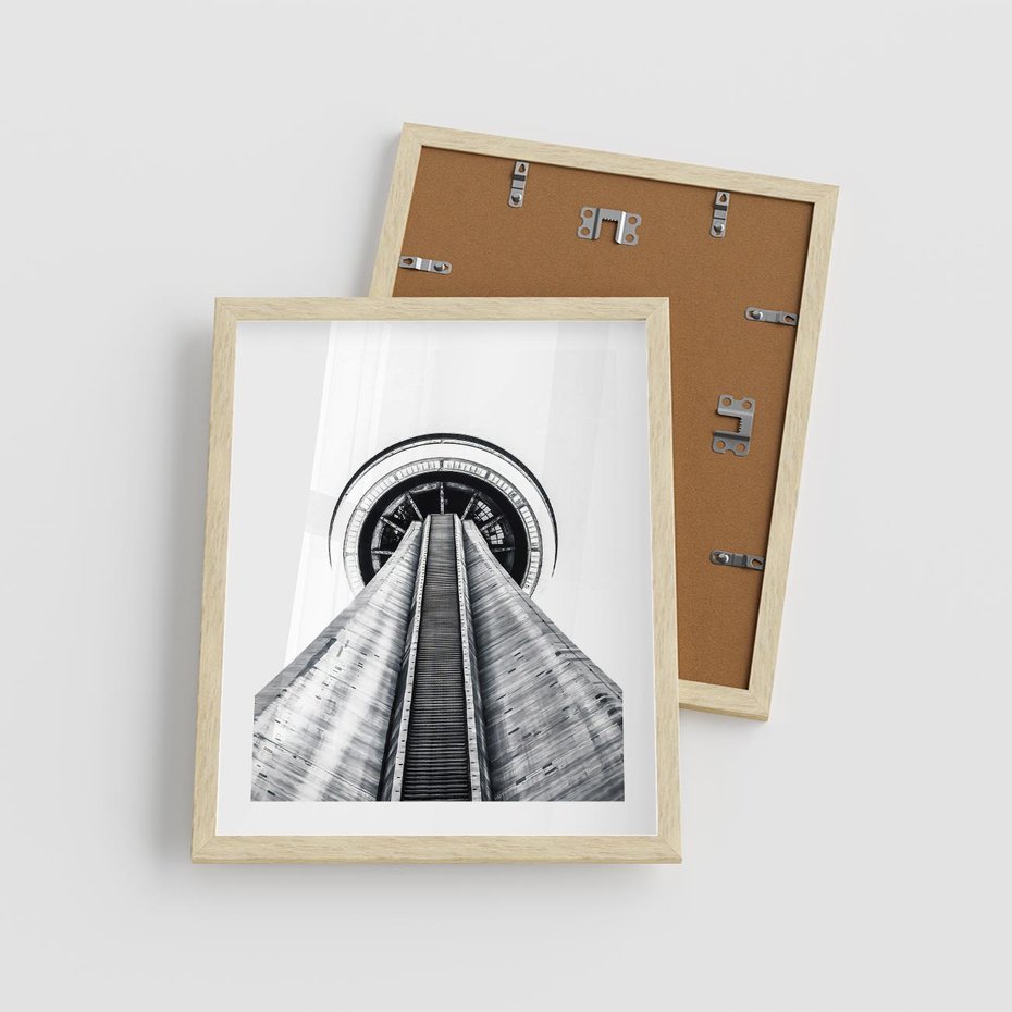 Plakat w ramie 40x50 - Perspektywa Wieży - architektura, wieża - rama drewno